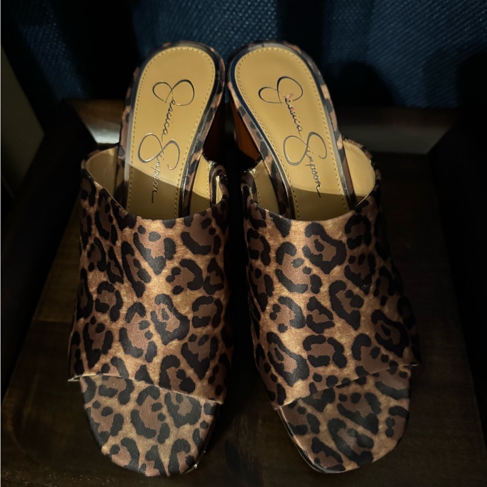 Jessica Simpson Leopard Print Mules - Picture 6 of 7